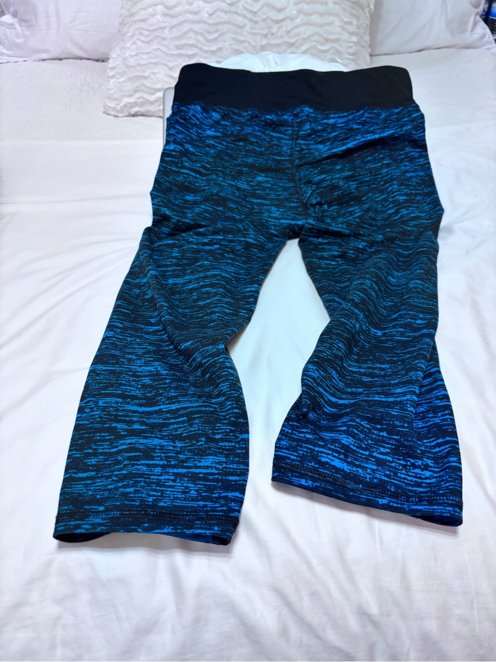 C9 Champion DuoDry Blue Black Capri Leggings S